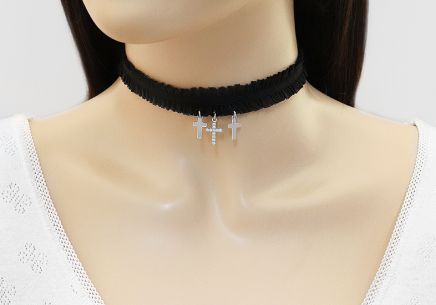 Textil Halskette Choker mit Silber Kreuzen und Zirkonen